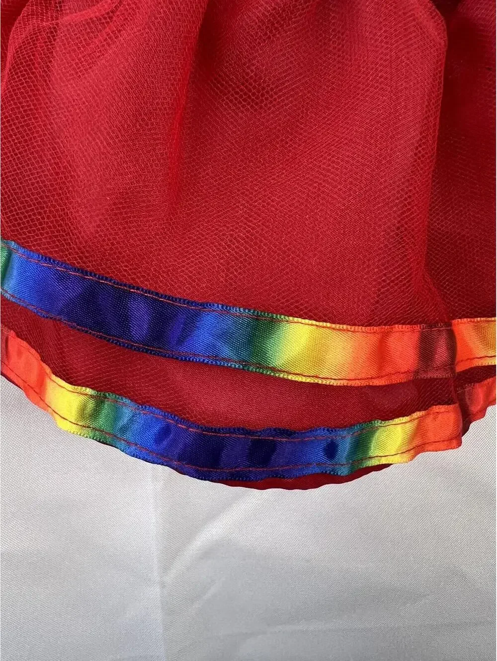 WAG-A-TUDE Size S RAINBOW PRIDE 